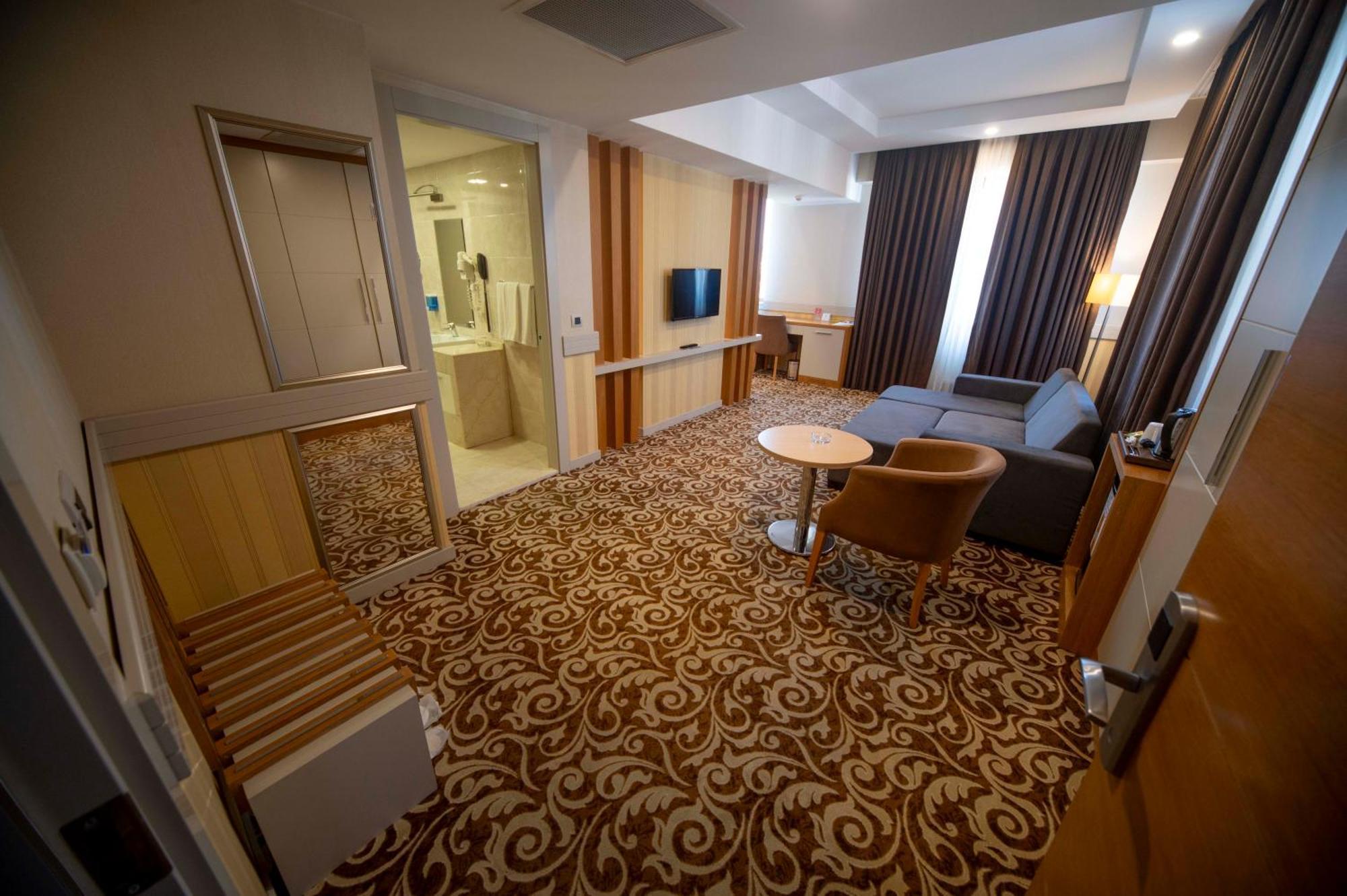 Grand Itimat Hotel Denizli  Zewnętrze zdjęcie